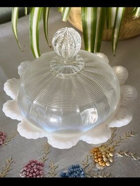 Northwood Glass Klondike Opalescent Footed Covered Candy Dish